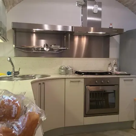 Nel Centro Storico מרטינה פרנקה